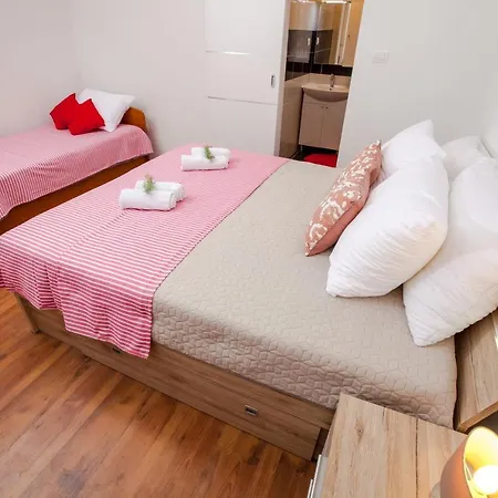Pensjonat Lesinger 3*